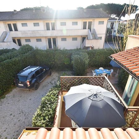 Appartamenti Sabbia - Zona Mare Con Terrazze, Clima, E Posti Auto Marina di Campo Esterno foto