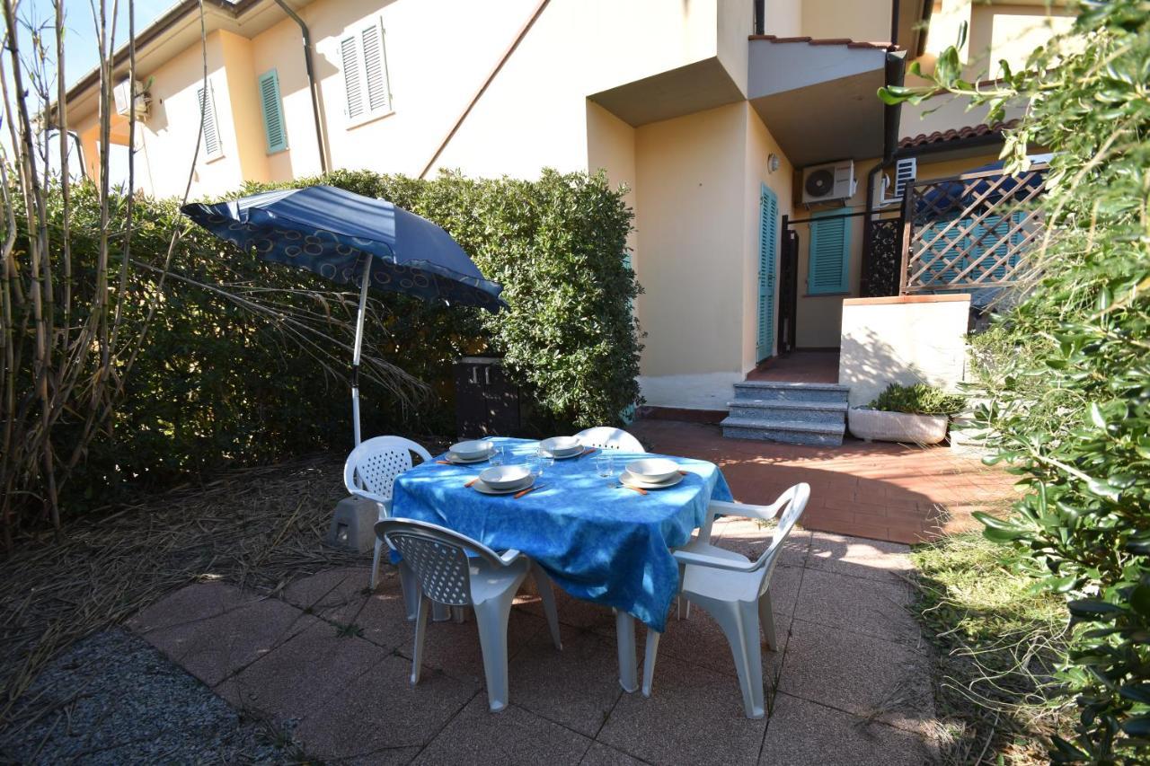Appartamenti Sabbia - Zona Mare Con Terrazze, Clima, E Posti Auto Marina di Campo Esterno foto