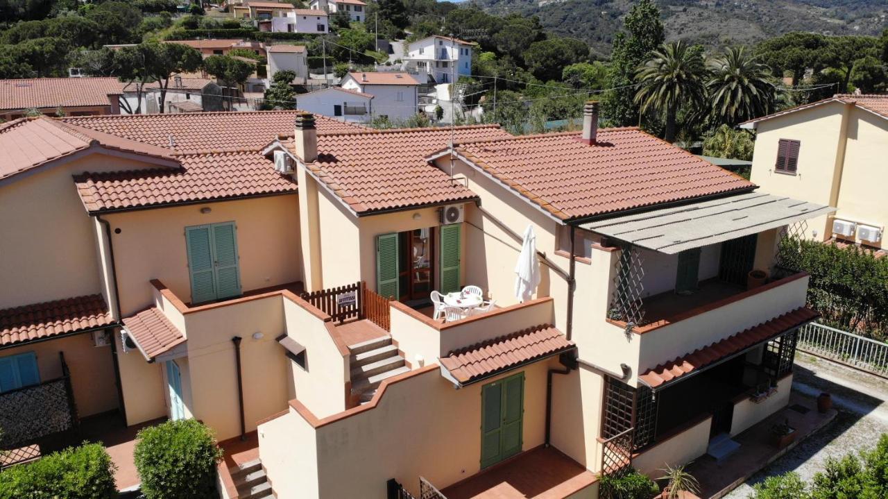Appartamenti Sabbia - Zona Mare Con Terrazze, Clima, E Posti Auto Marina di Campo Esterno foto